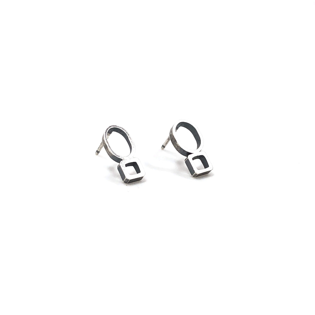 Basis Studs
