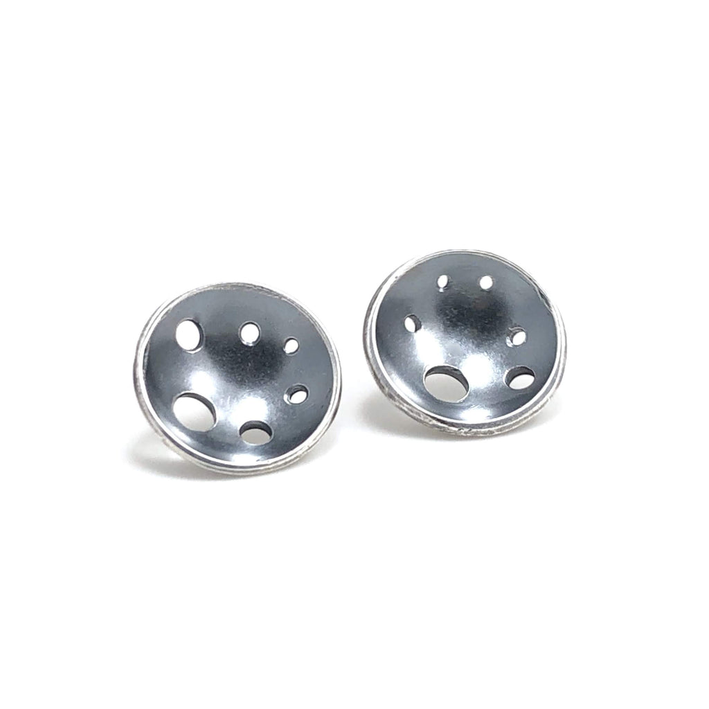 Nexus Studs