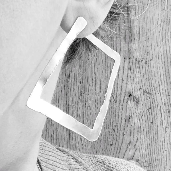 Boxy Sketch Tension Hoops